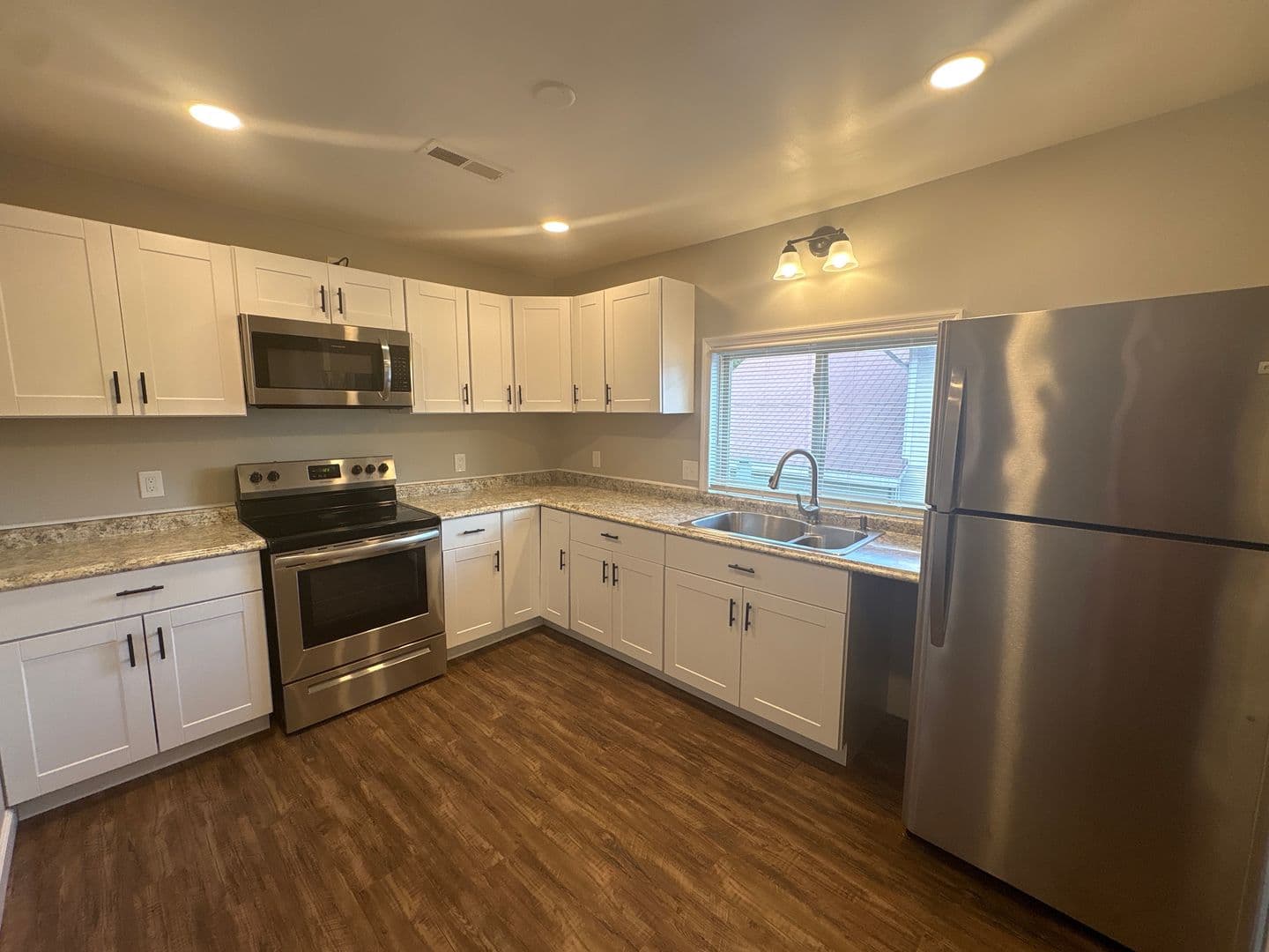 Winchester Apartment: 408 3rd Avenue NW