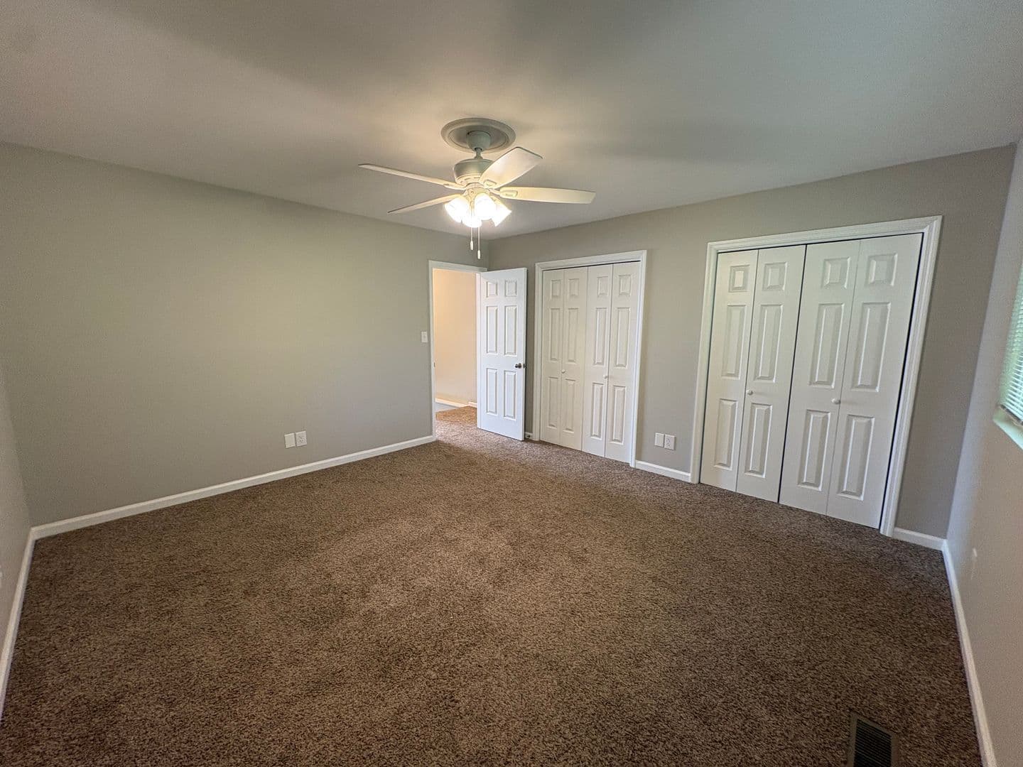 Tullahoma Townhome: 601 E Grundy St.