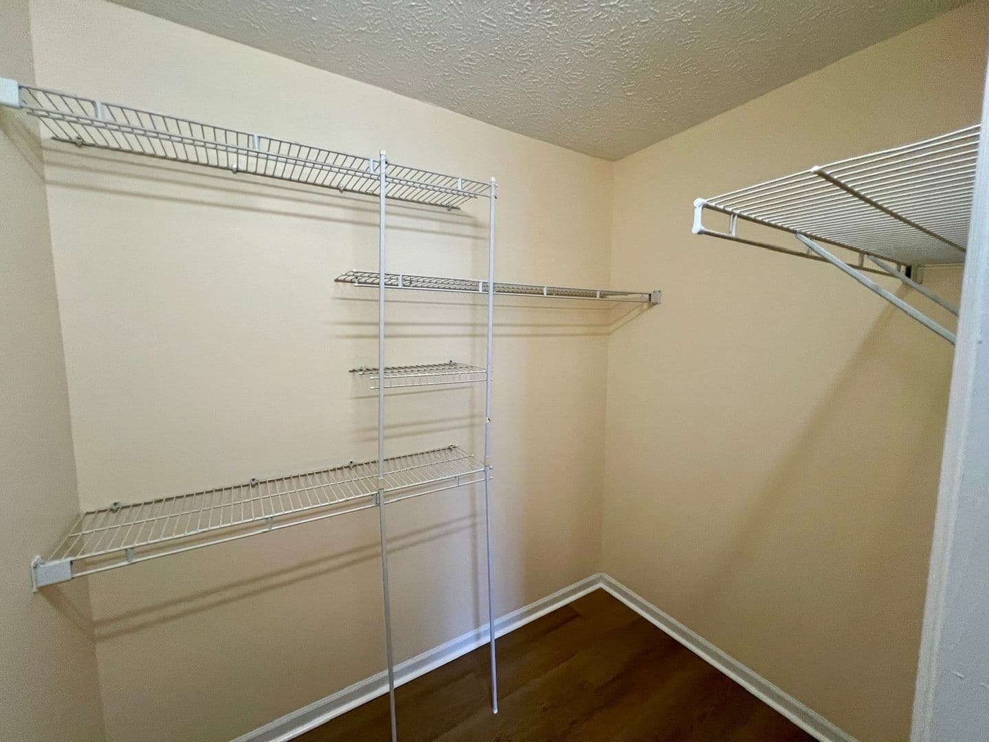 Murfreesboro House: 429 Jonquil Court