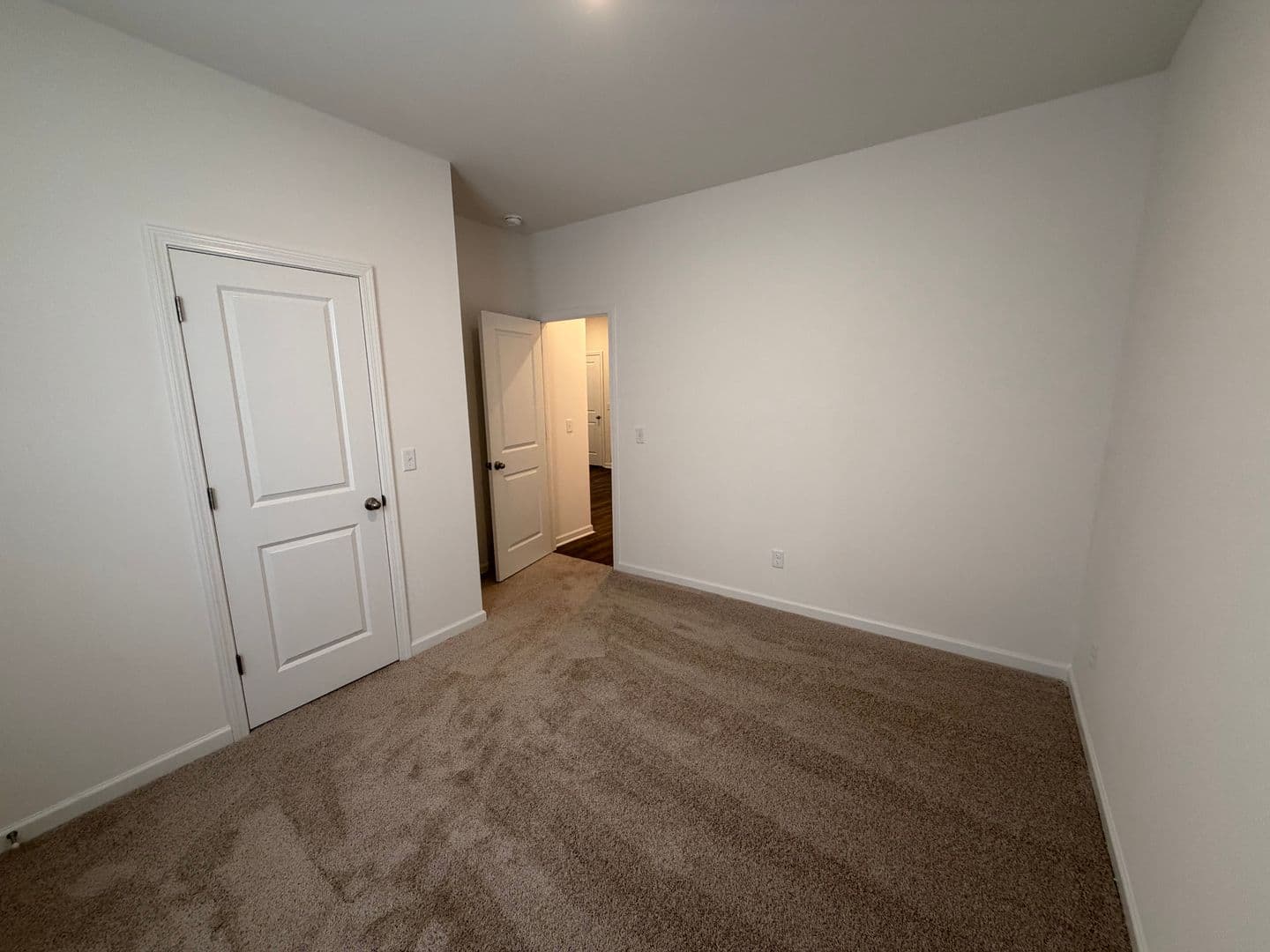 Shelbyville House: 225 idle Drive