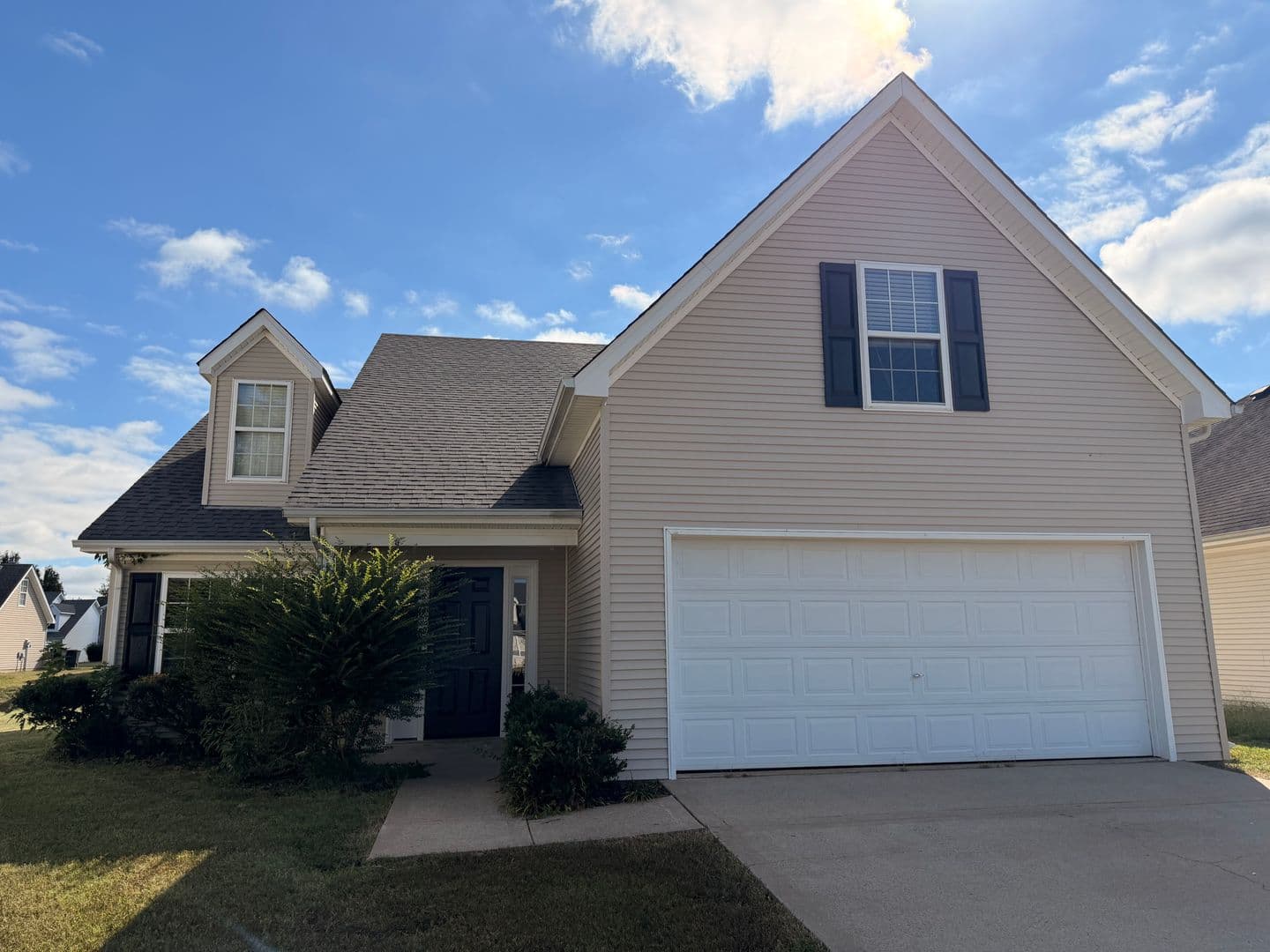Murfreesboro House: 1836 Antebellum Drive
