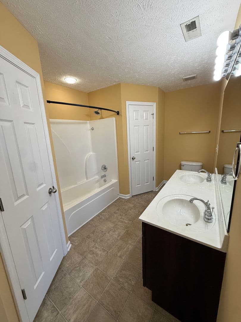 Christiana House: 2672 Delong Street