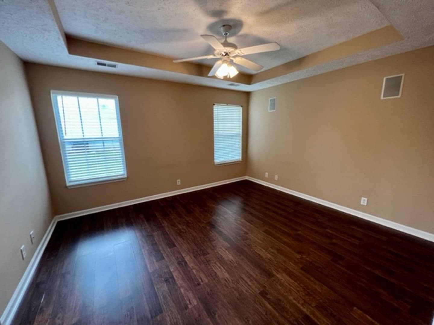 Murfreesboro House: 1119 Eastwoods Drive