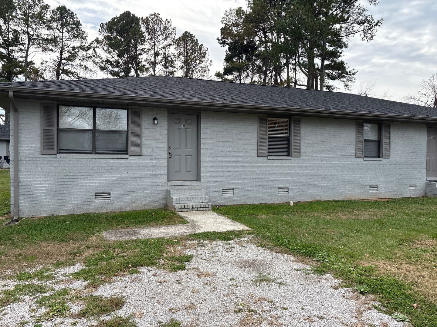 Manchester Townhome: 506 E. Main Street