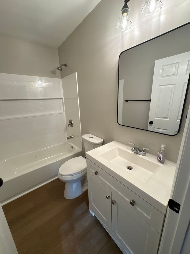 Winchester Apartment: 609 N High Street