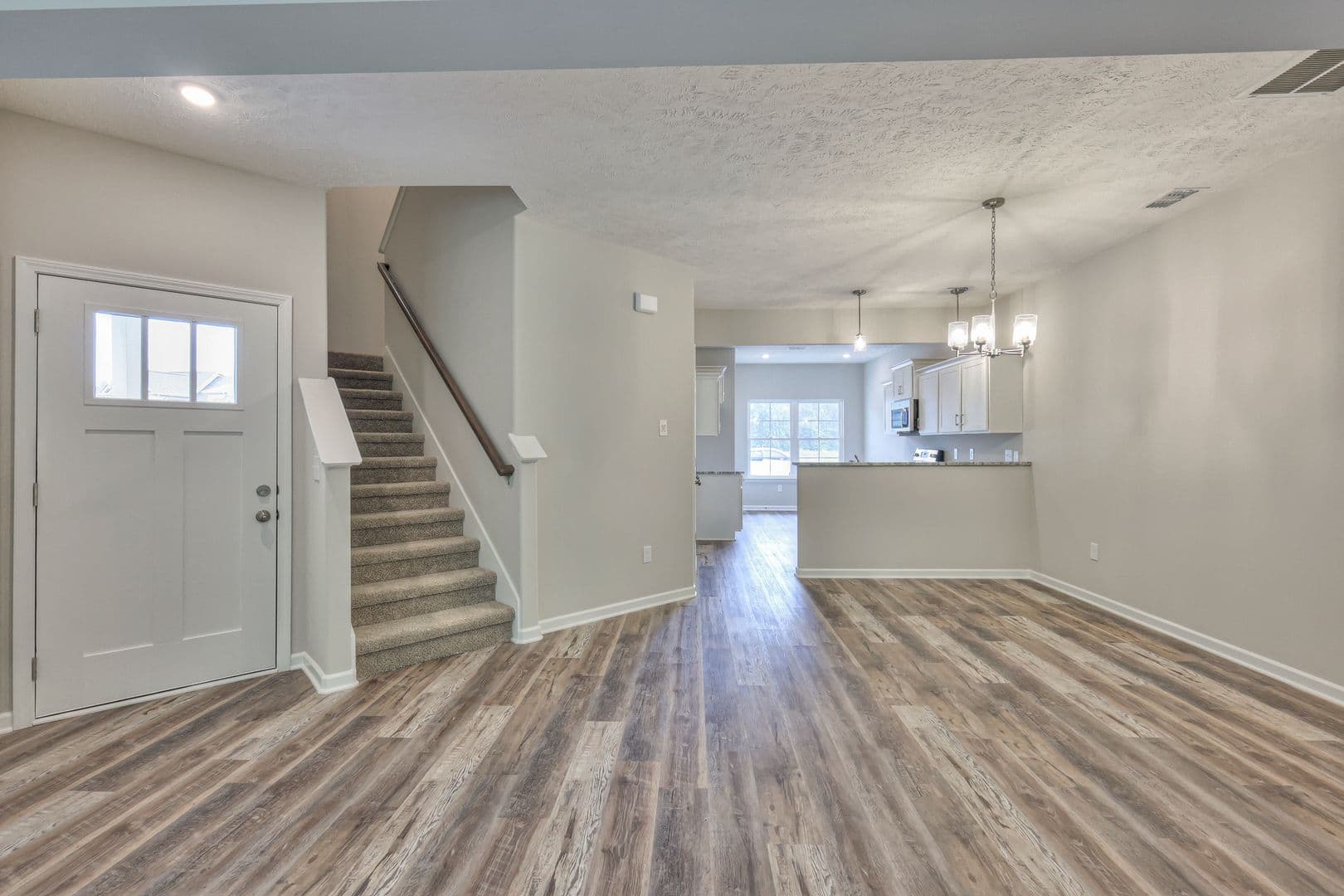 Manchester Townhome: 230 Creek Wood Rd.