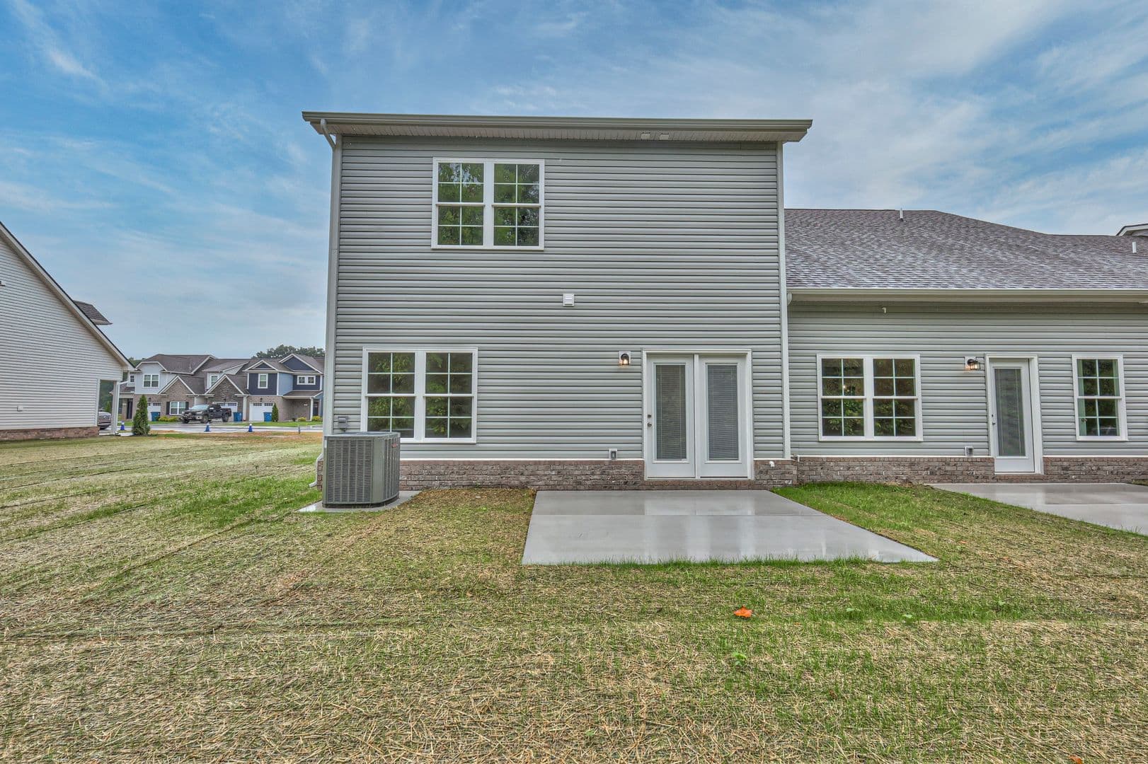 Manchester Townhome: 230 Creek Wood Rd.