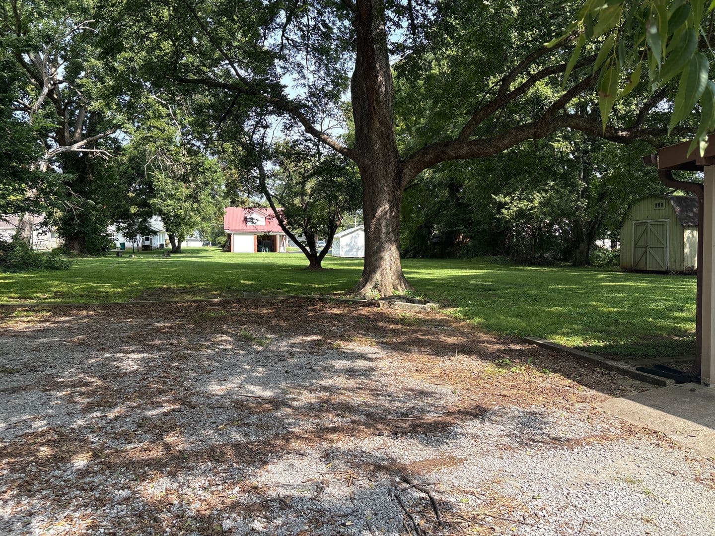 Winchester Apartment: 408 3rd Avenue NW
