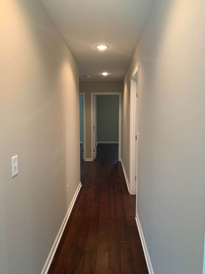 Tullahoma House: 429 Oakwood Rd