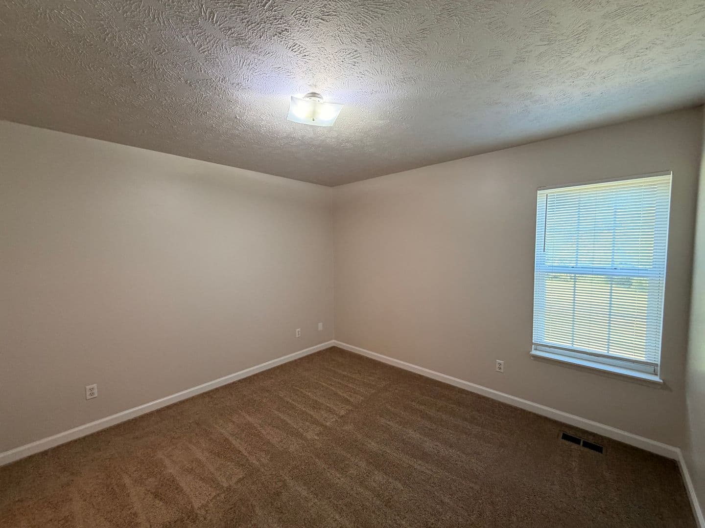 Smyrna House: 406A Hazelwood Drive