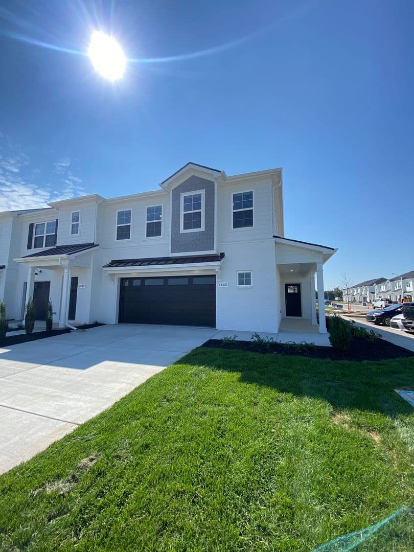Murfreesboro House: 1802 Streamsong Drive