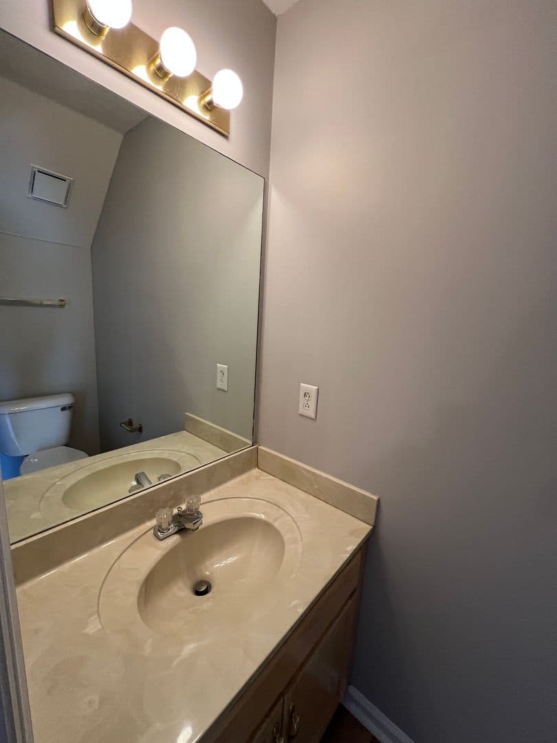 Murfreesboro Townhome: 1624 Center Pointe Drive