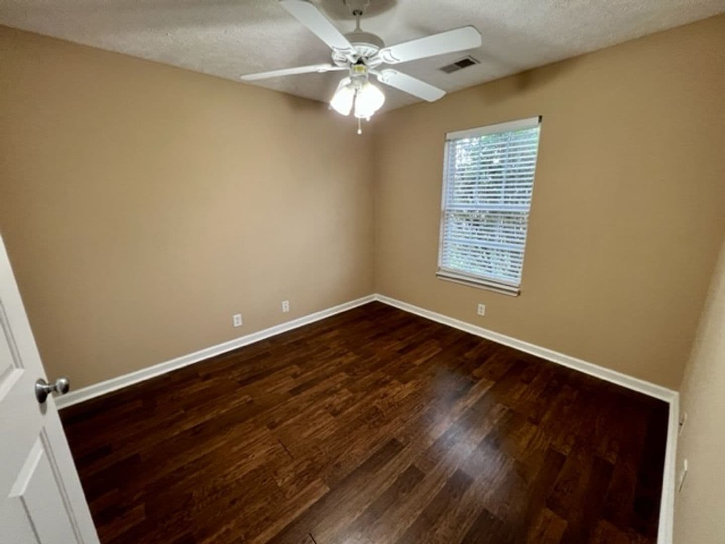 Murfreesboro House: 1119 Eastwoods Drive