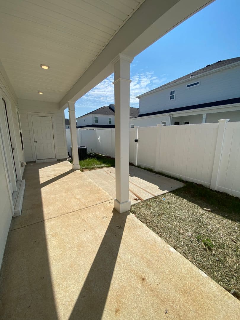 Murfreesboro House: 1802 Streamsong Drive