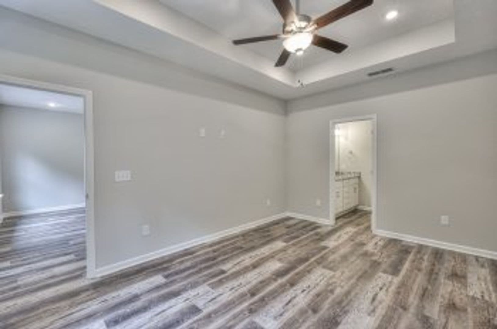 Manchester Townhome: 175 Creek Wood Rd