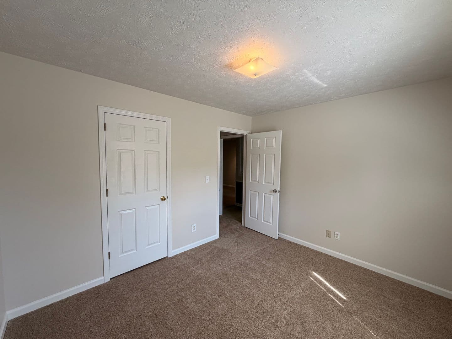 Smyrna House: 406A Hazelwood Drive