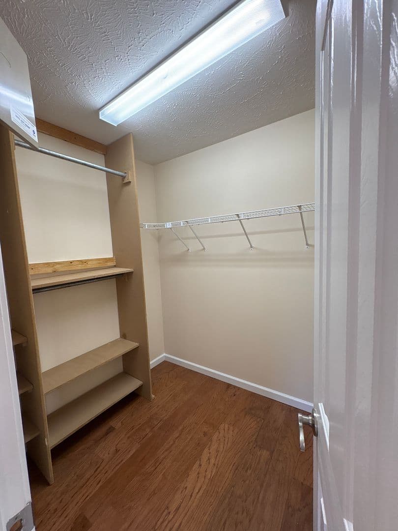 Manchester House: 1503 5th Avenue