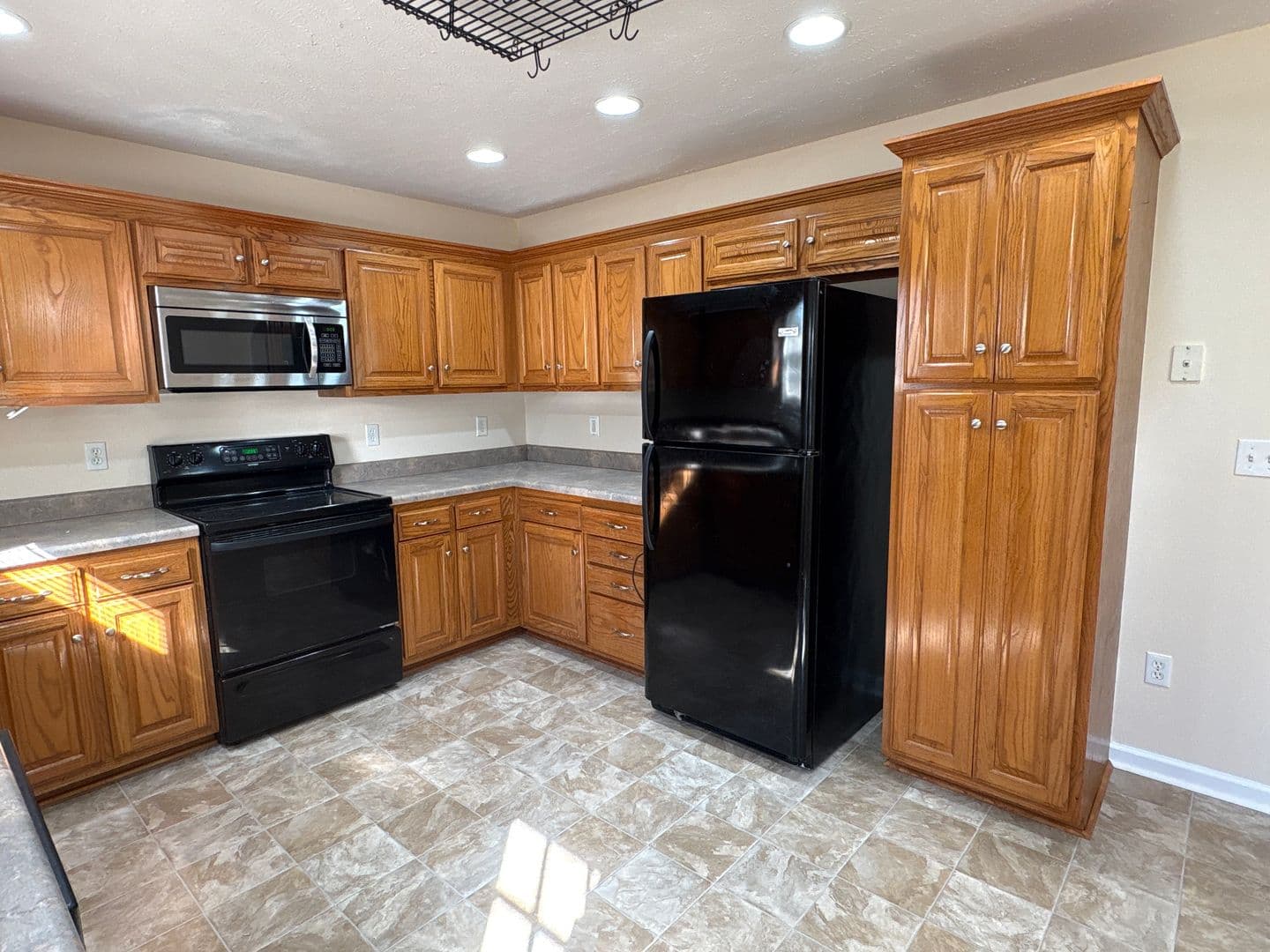Manchester House: 1503 5th Avenue