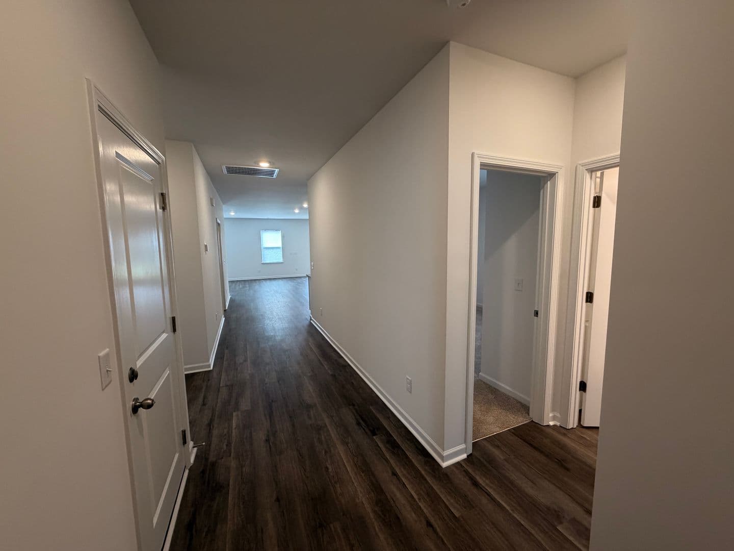 Shelbyville House: 225 idle Drive