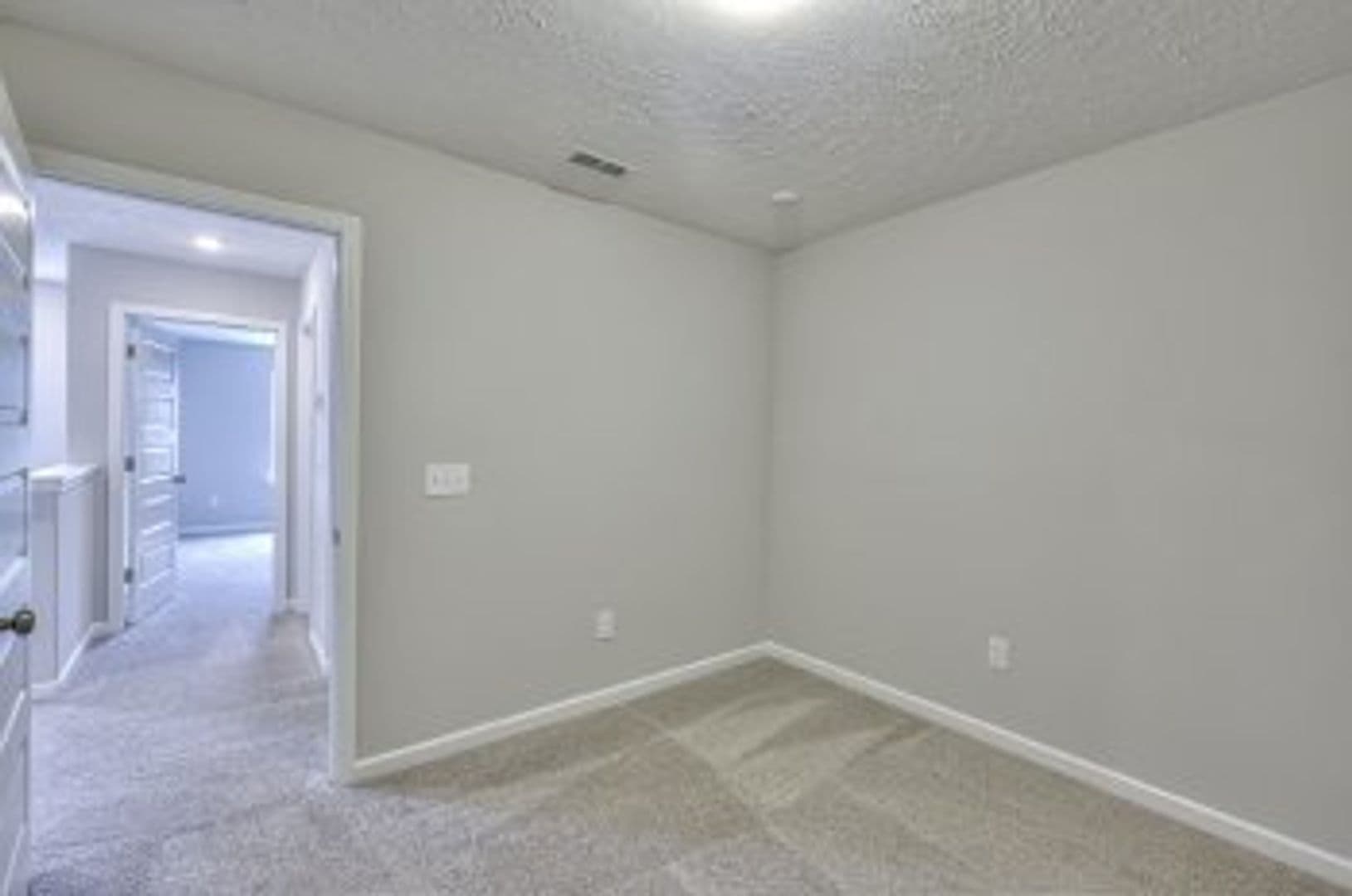 Manchester Townhome: 175 Creek Wood Rd
