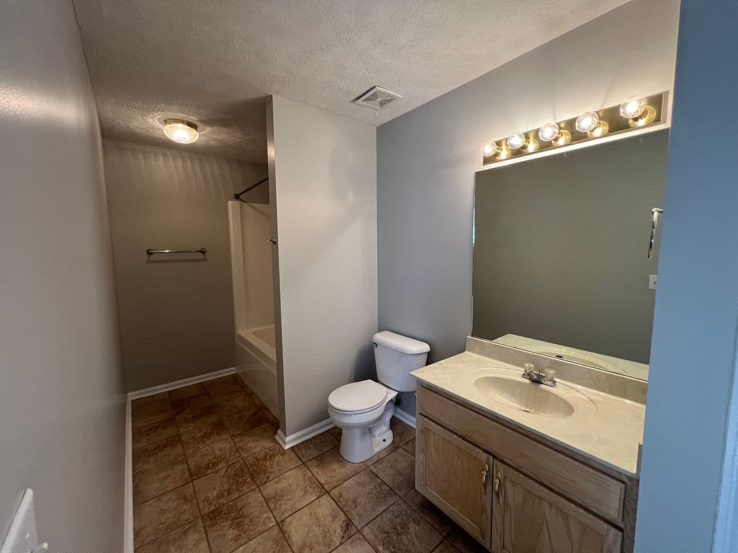 Murfreesboro Townhome: 1624 Center Pointe Drive