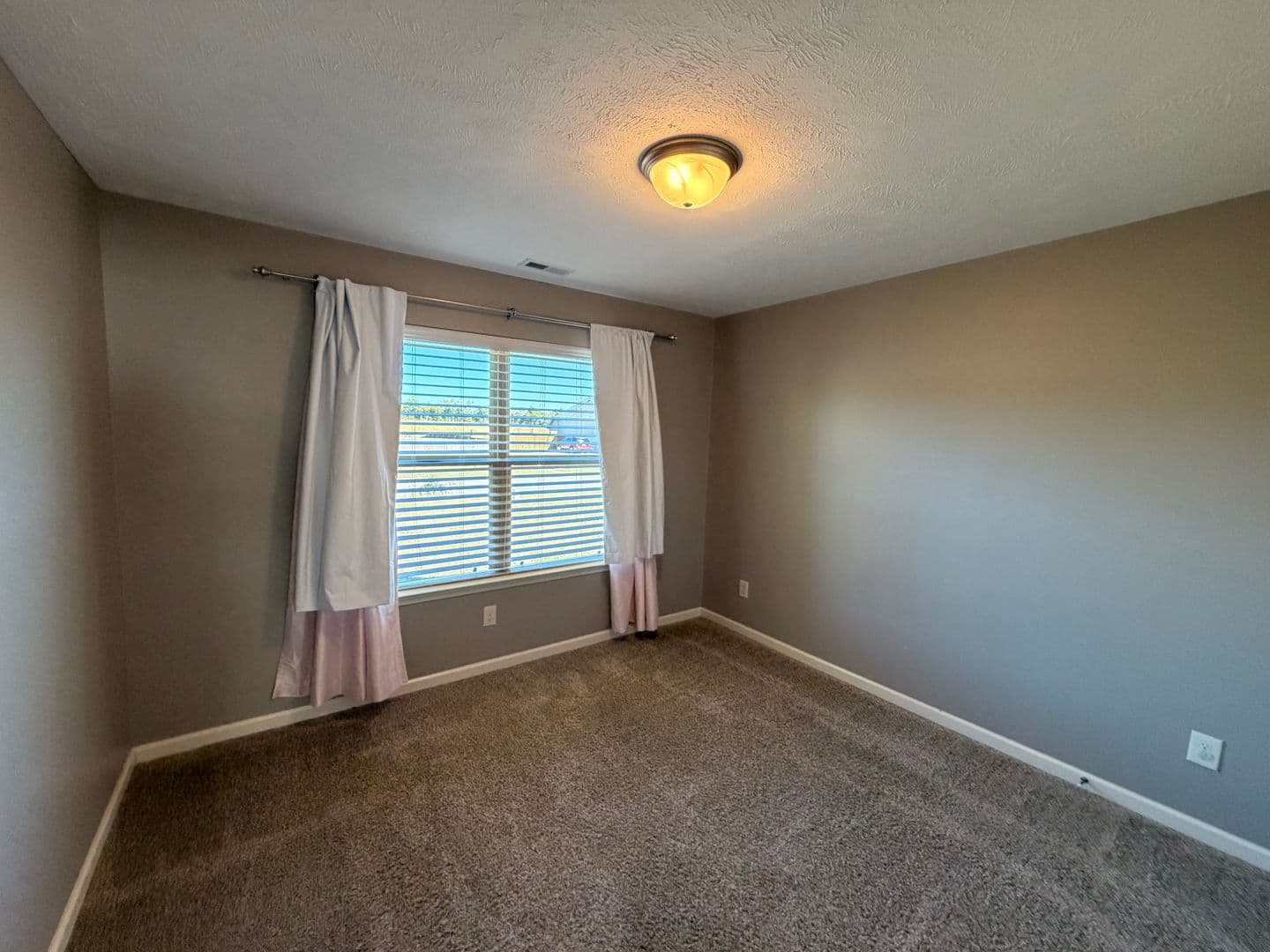 Murfreesboro House: 1333 Round Rock Drive