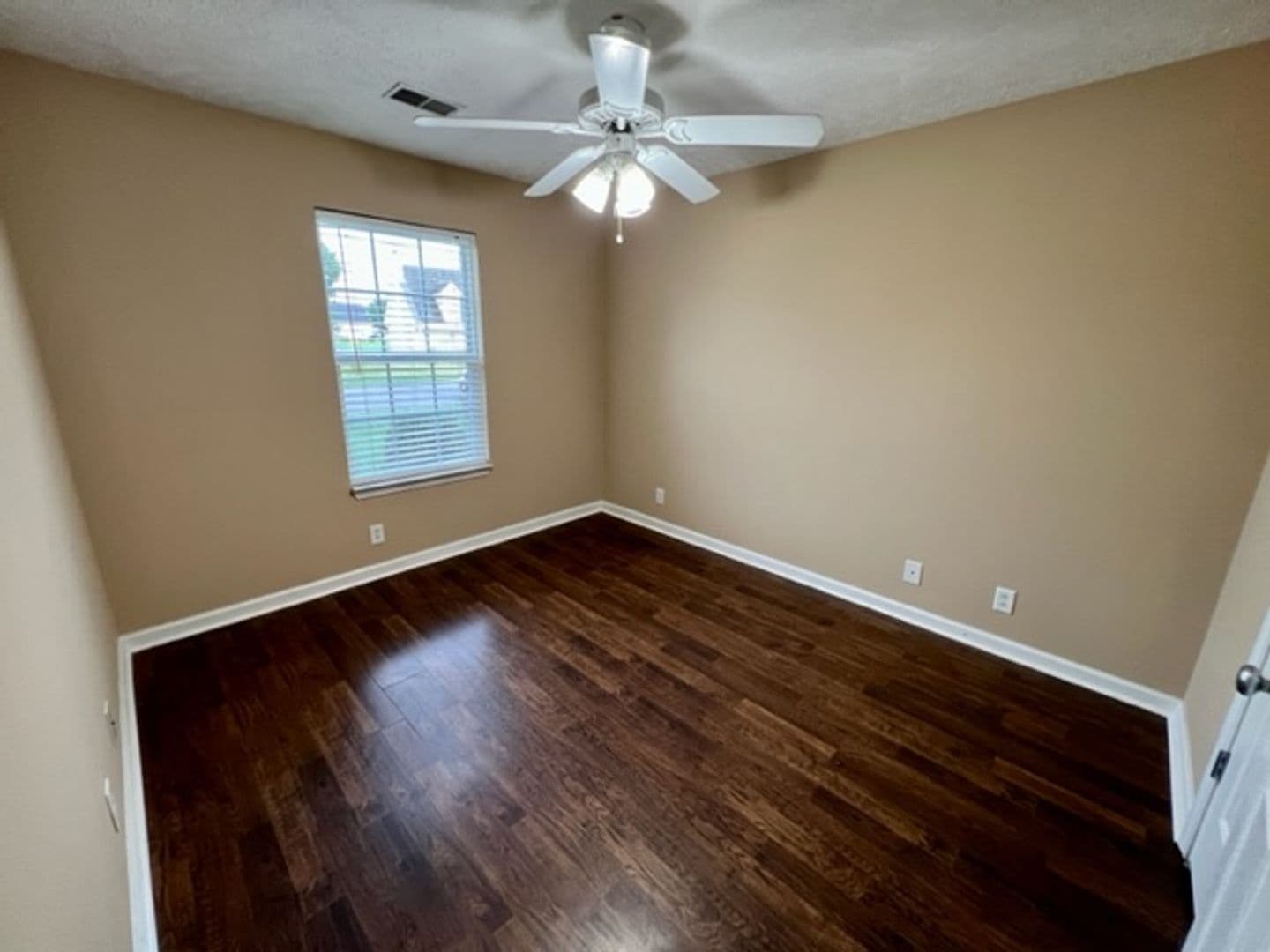Murfreesboro House: 1119 Eastwoods Drive