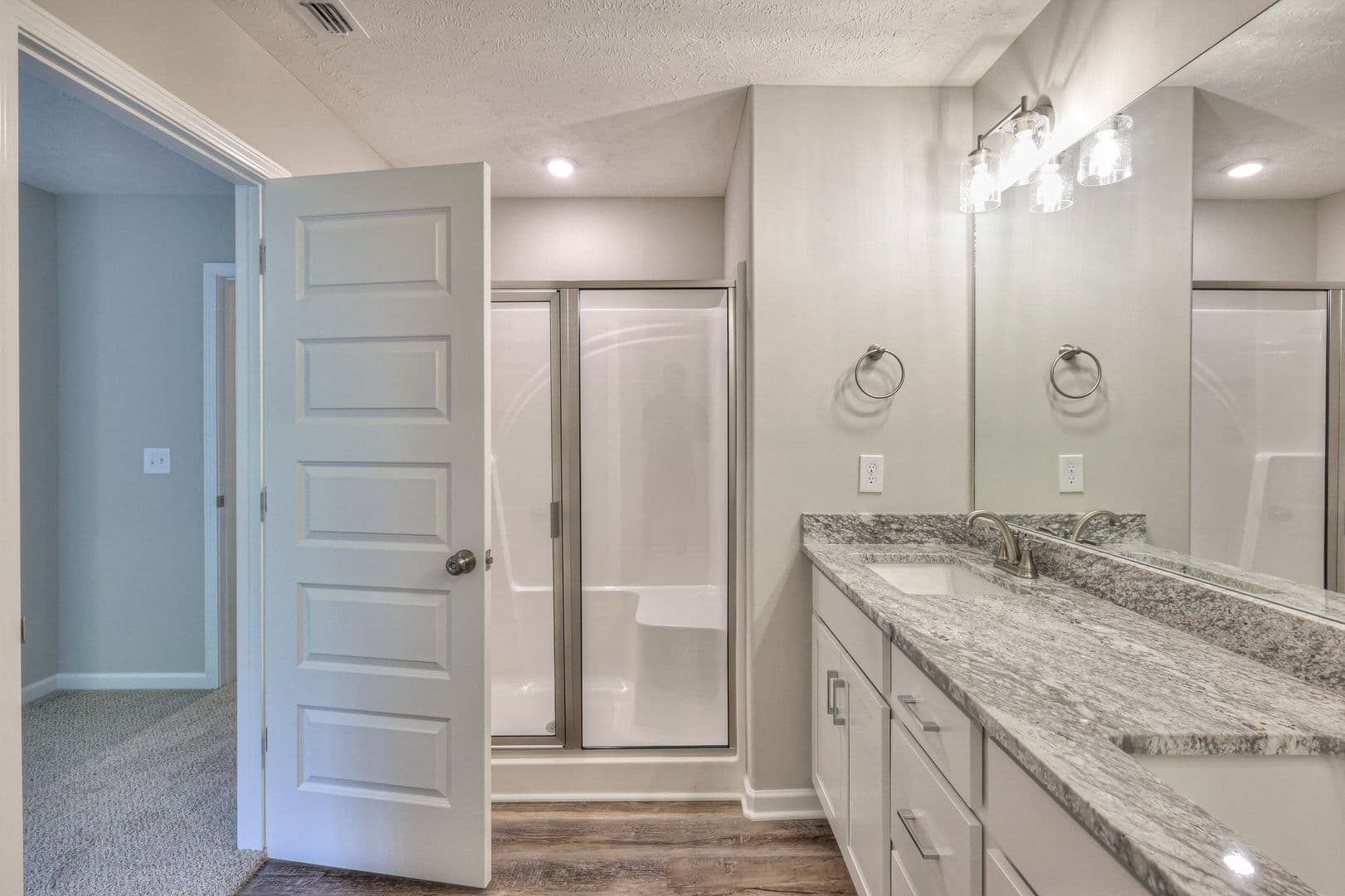 Manchester Townhome: 230 Creek Wood Rd.