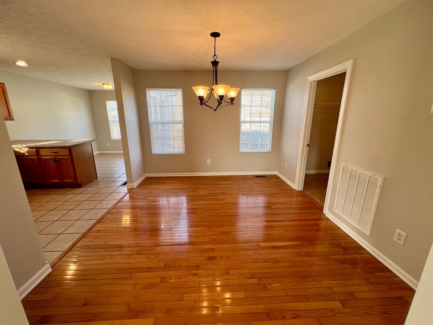Murfreesboro House: 3313 Hamberton Circle