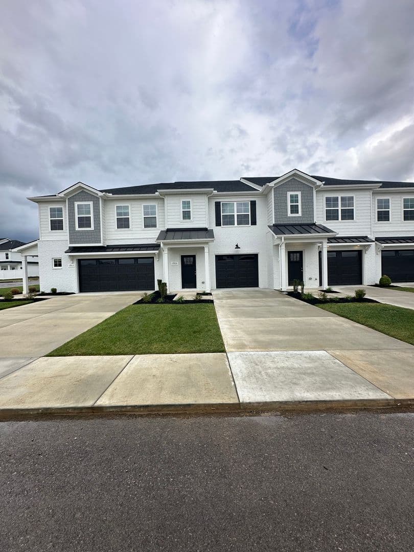 Murfreesboro Townhome: 1905 Bethpage Drive