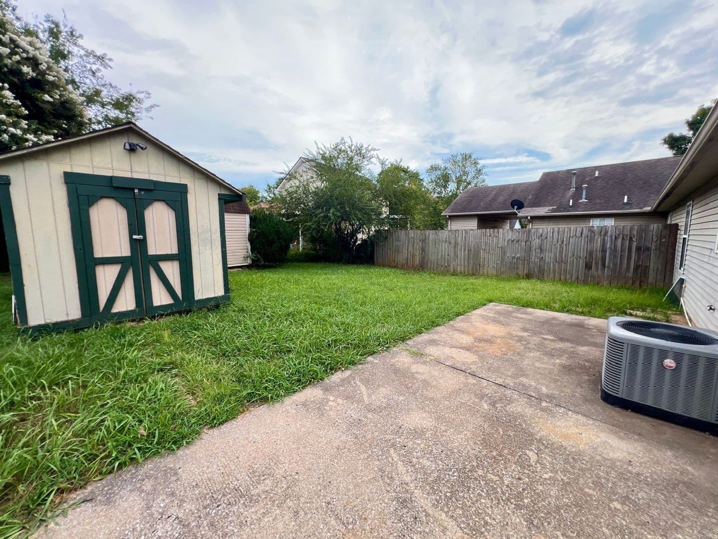 Murfreesboro House: 429 Jonquil Court