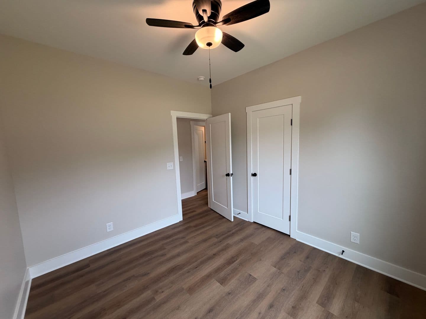 Shelbyville House: 206 Cates St