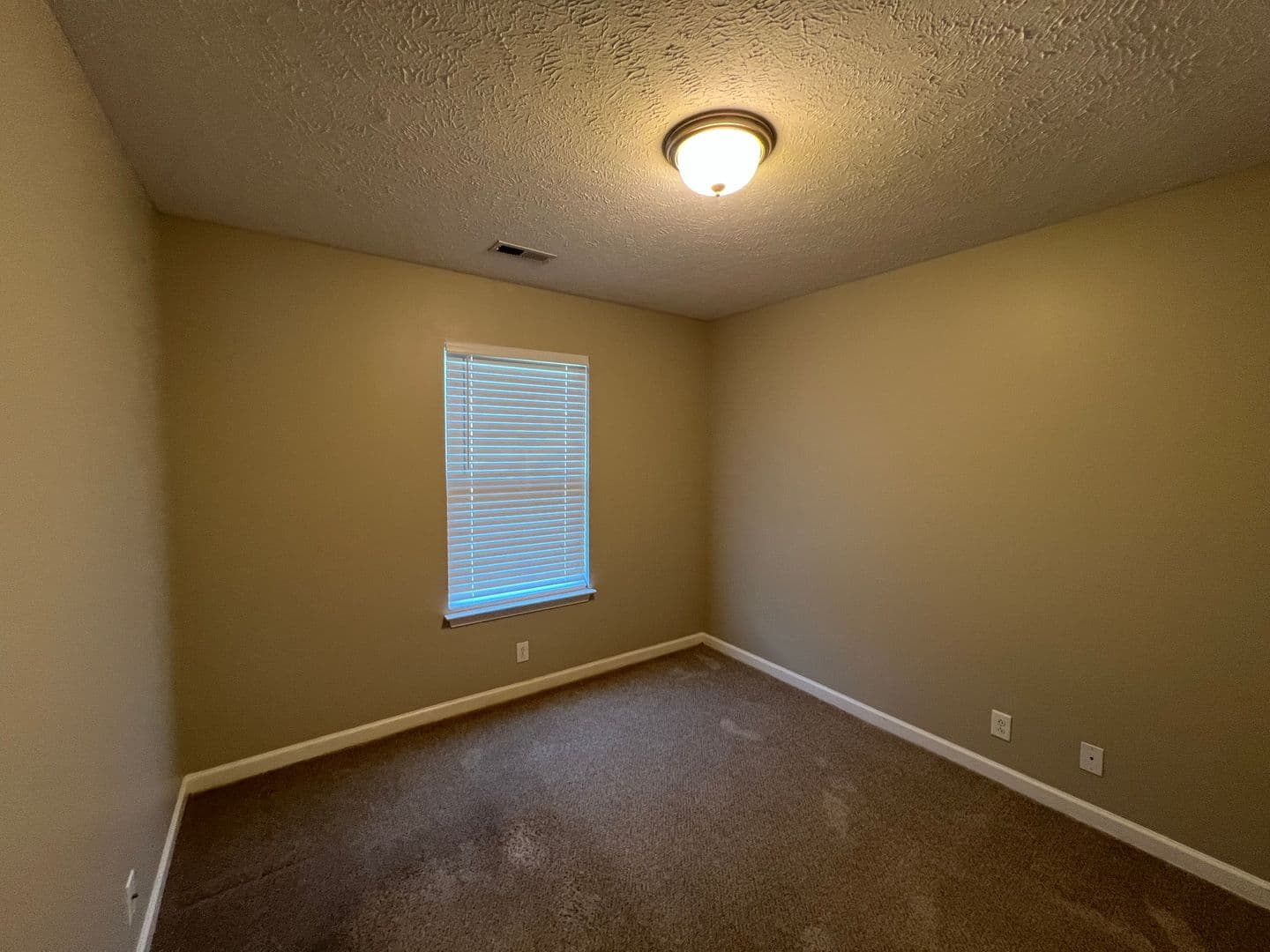 Murfreesboro House: 1125 Halverson Drive