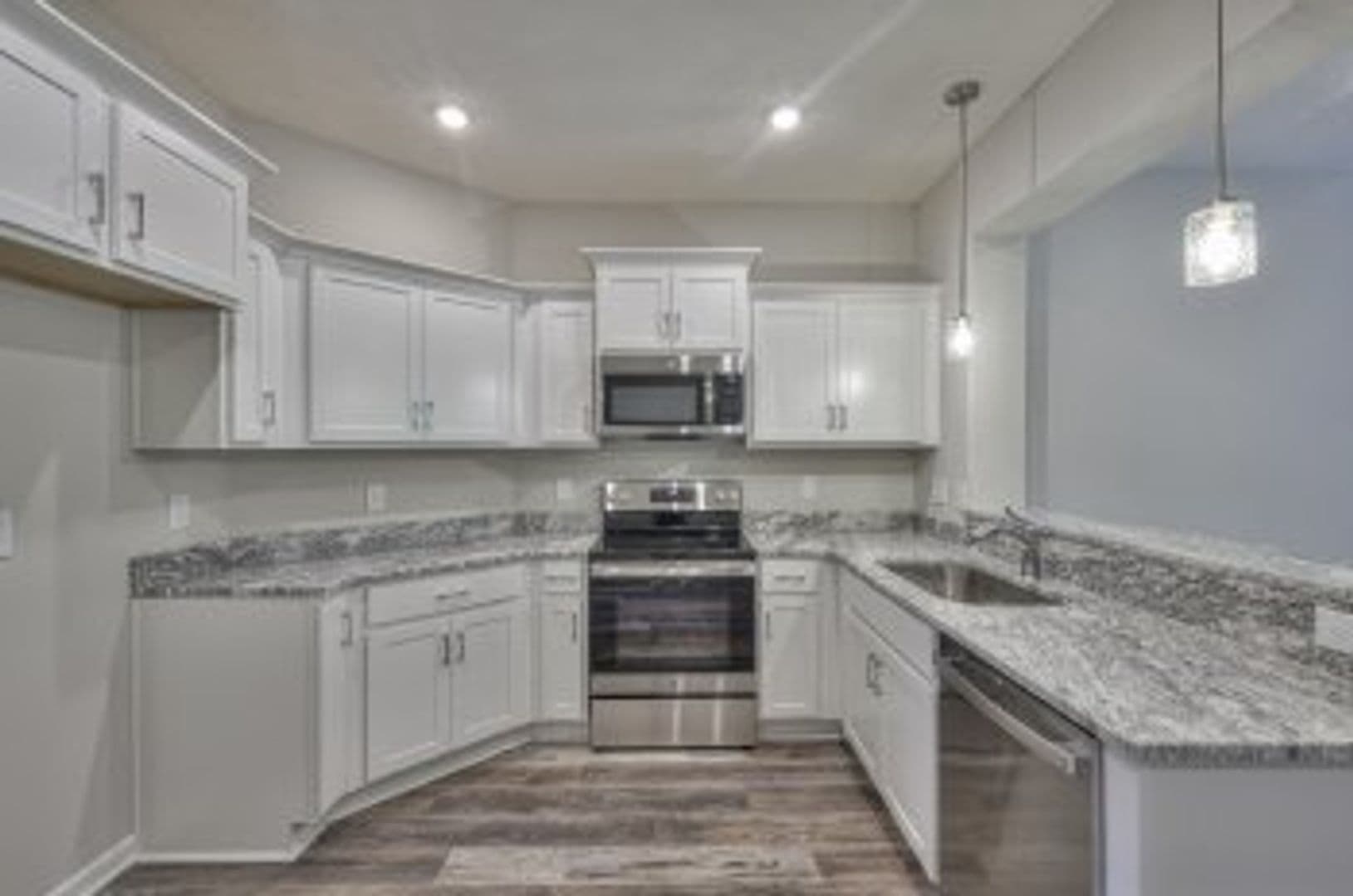 Manchester Townhome: 175 Creek Wood Rd