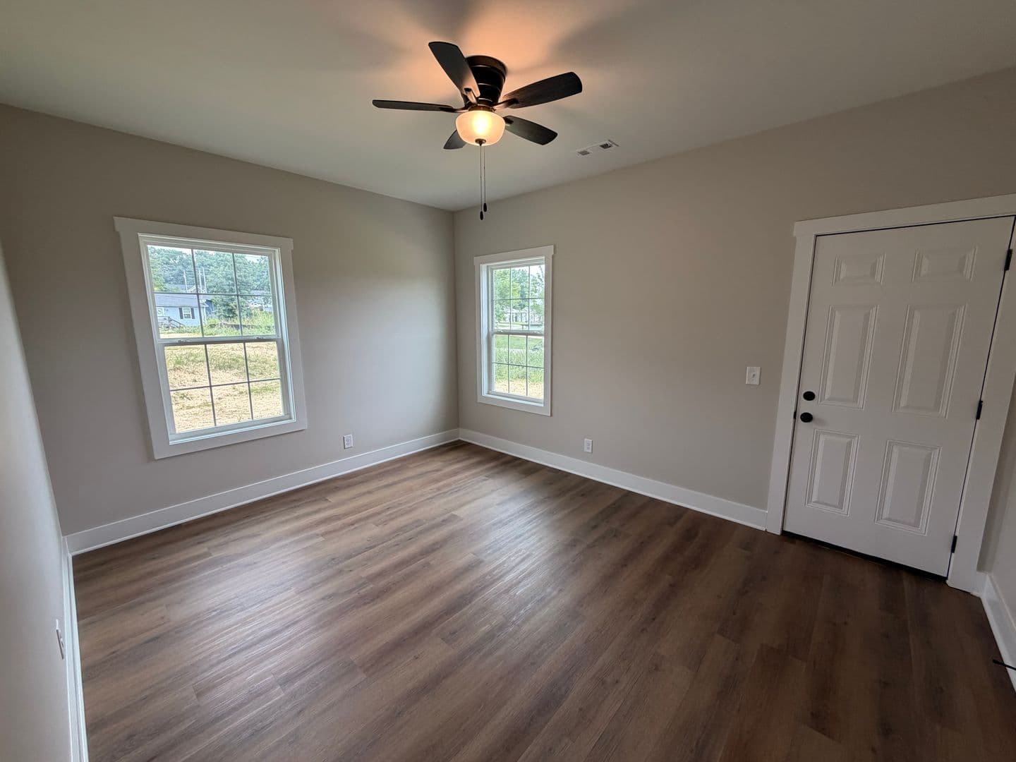 Shelbyville House: 206 Cates St