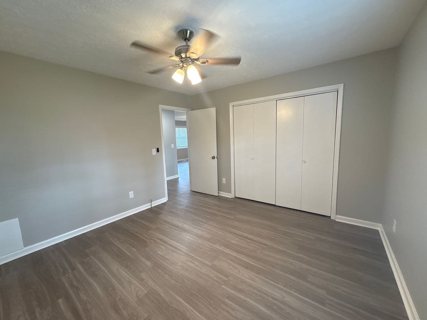 Manchester Townhome: 506 E. Main Street