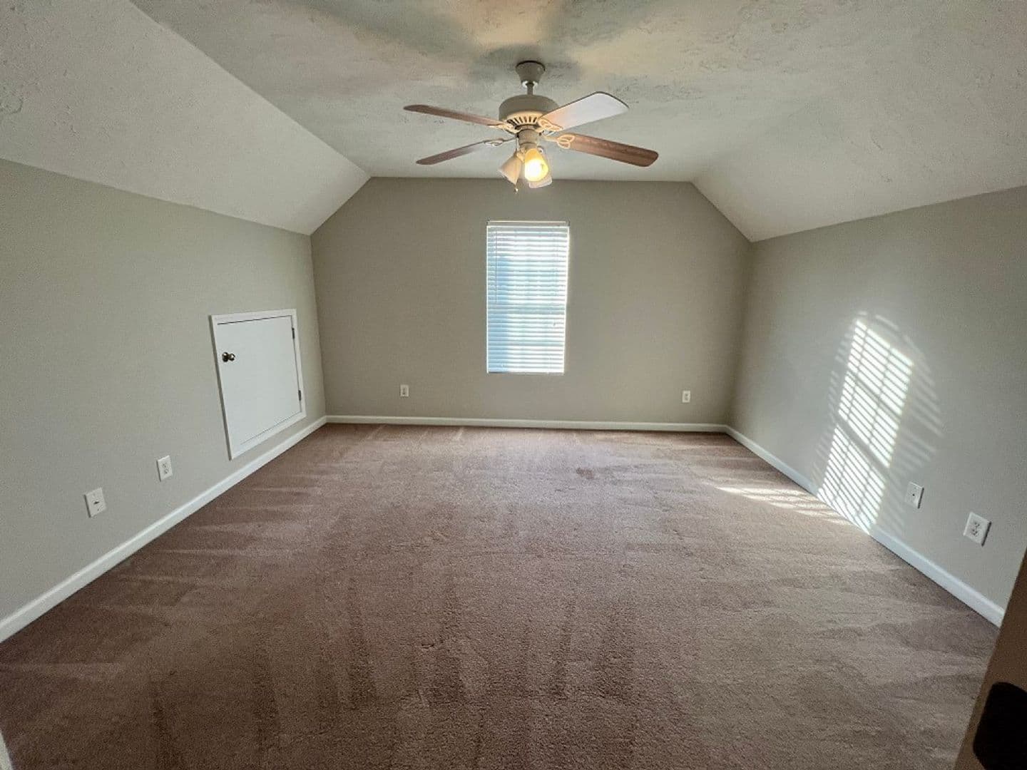 Murfreesboro House: 3313 Hamberton Circle