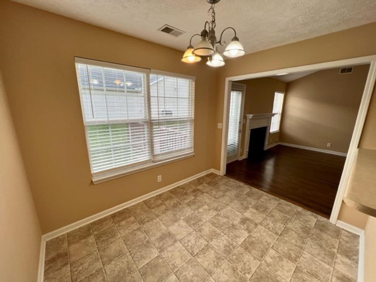 Murfreesboro House: 1119 Eastwoods Drive