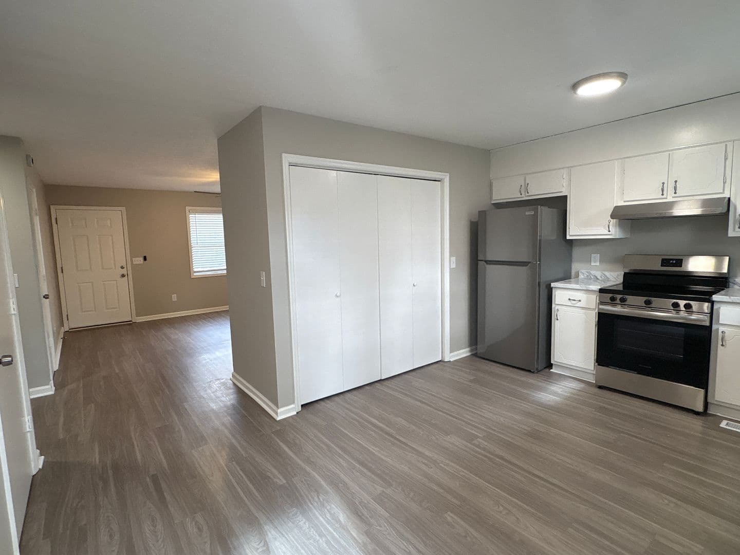 Manchester Townhome: 506 E. Main Street