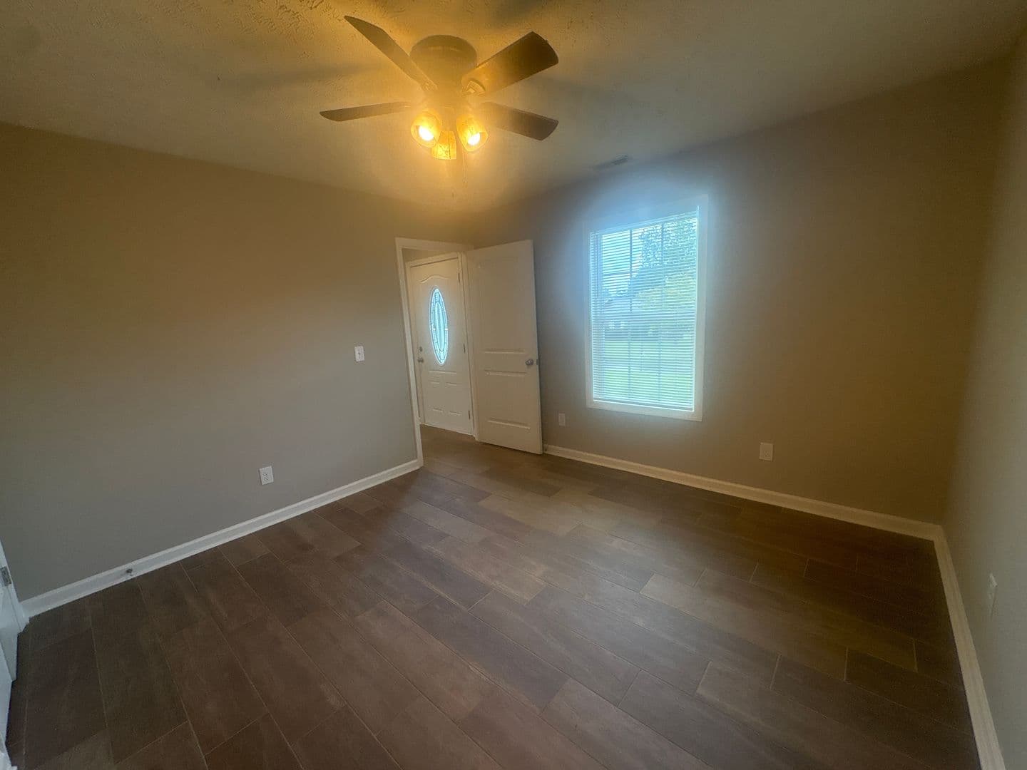 Winchester House: 1108 Old Cowan Road