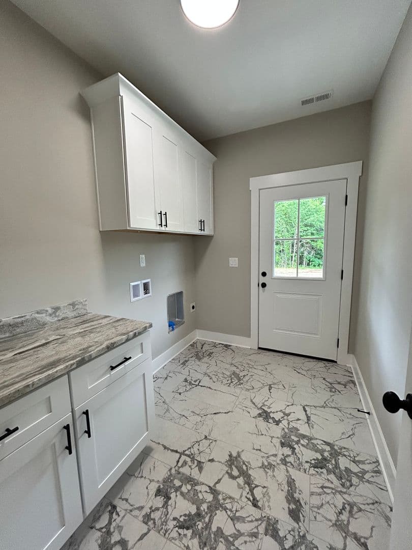 Ringgold House: 119 Gentry Road