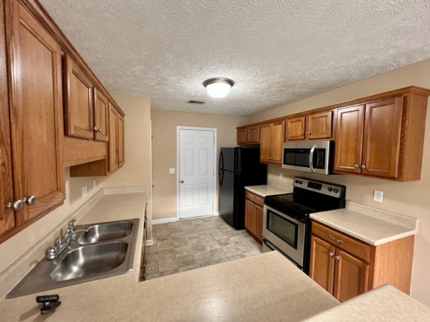 Murfreesboro House: 1119 Eastwoods Drive