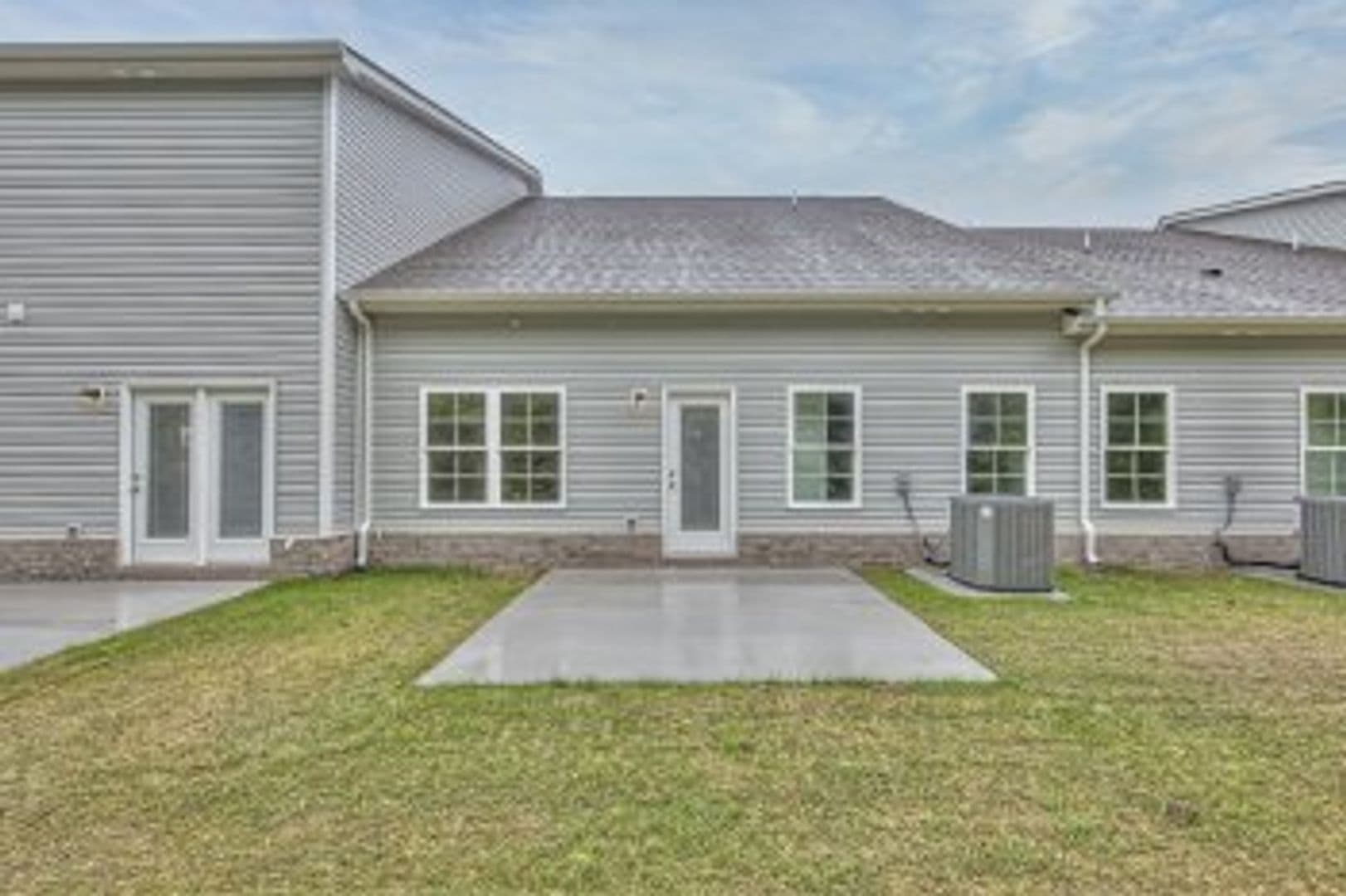 Manchester Townhome: 175 Creek Wood Rd