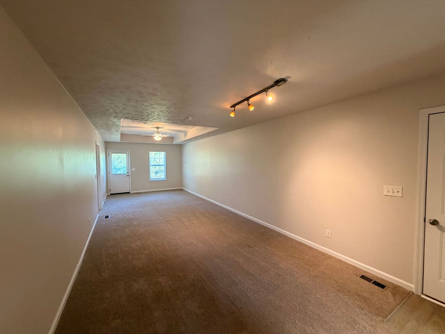 Smyrna House: 406A Hazelwood Drive