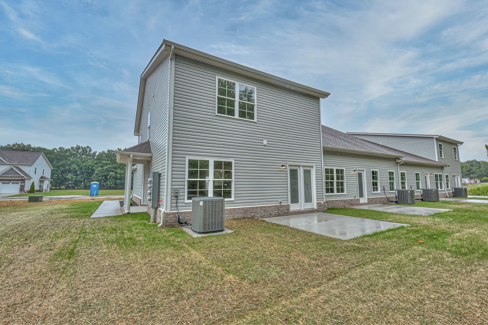 Manchester Townhome: 230 Creek Wood Rd.