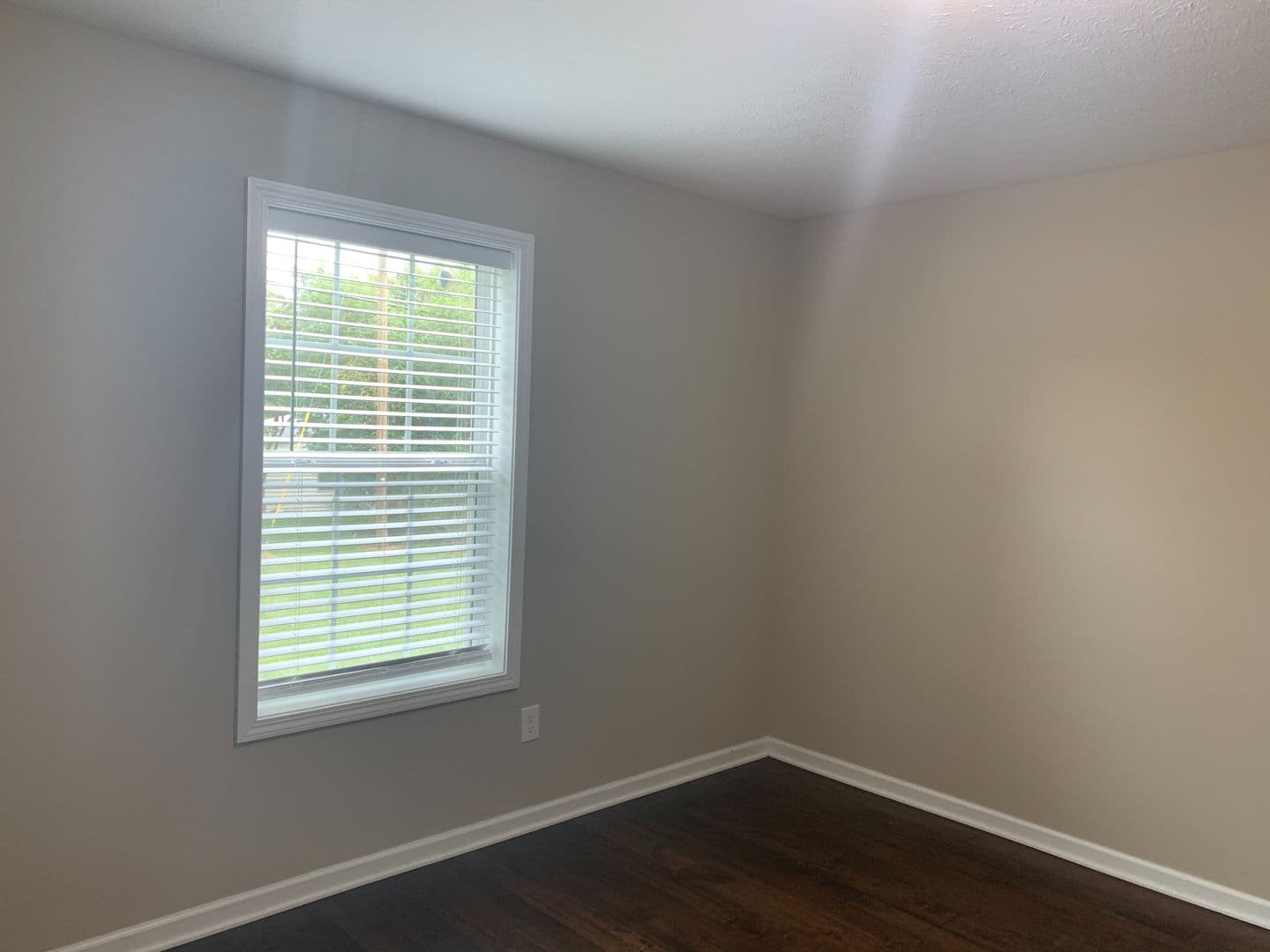 Tullahoma House: 429 Oakwood Rd