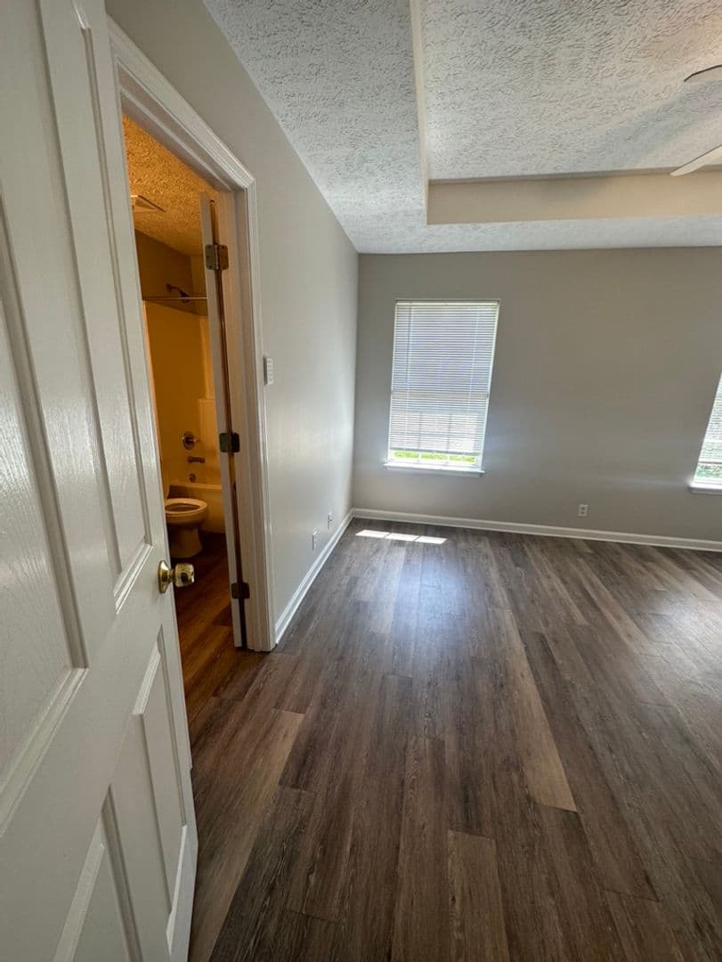 Murfreesboro House: 2506 Gold Valley Drive