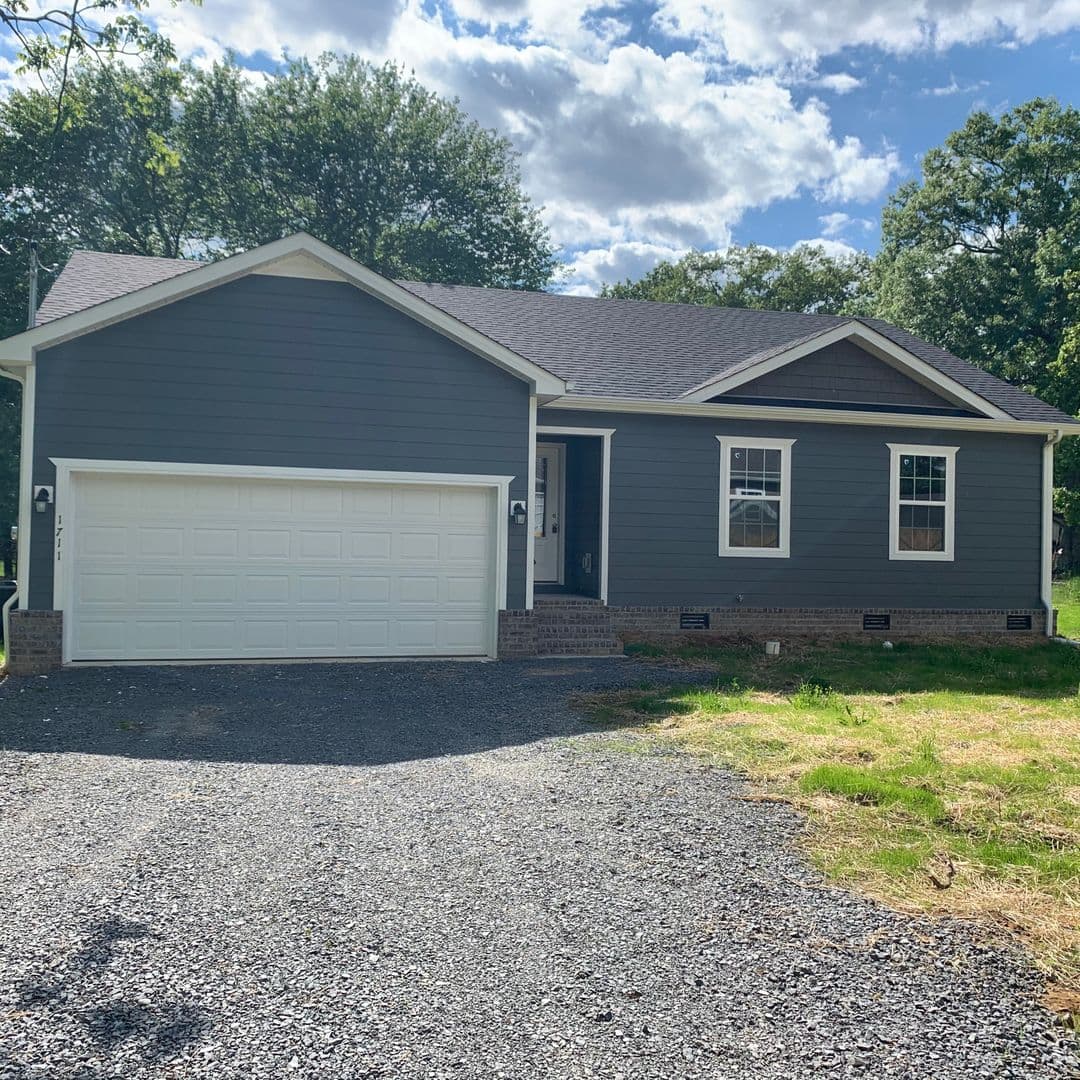 Tullahoma House: 1711 Ovoca Road