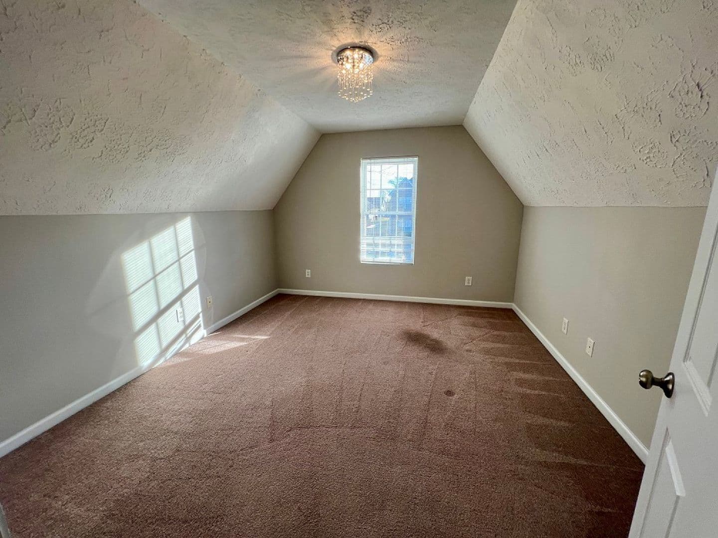 Murfreesboro House: 3313 Hamberton Circle