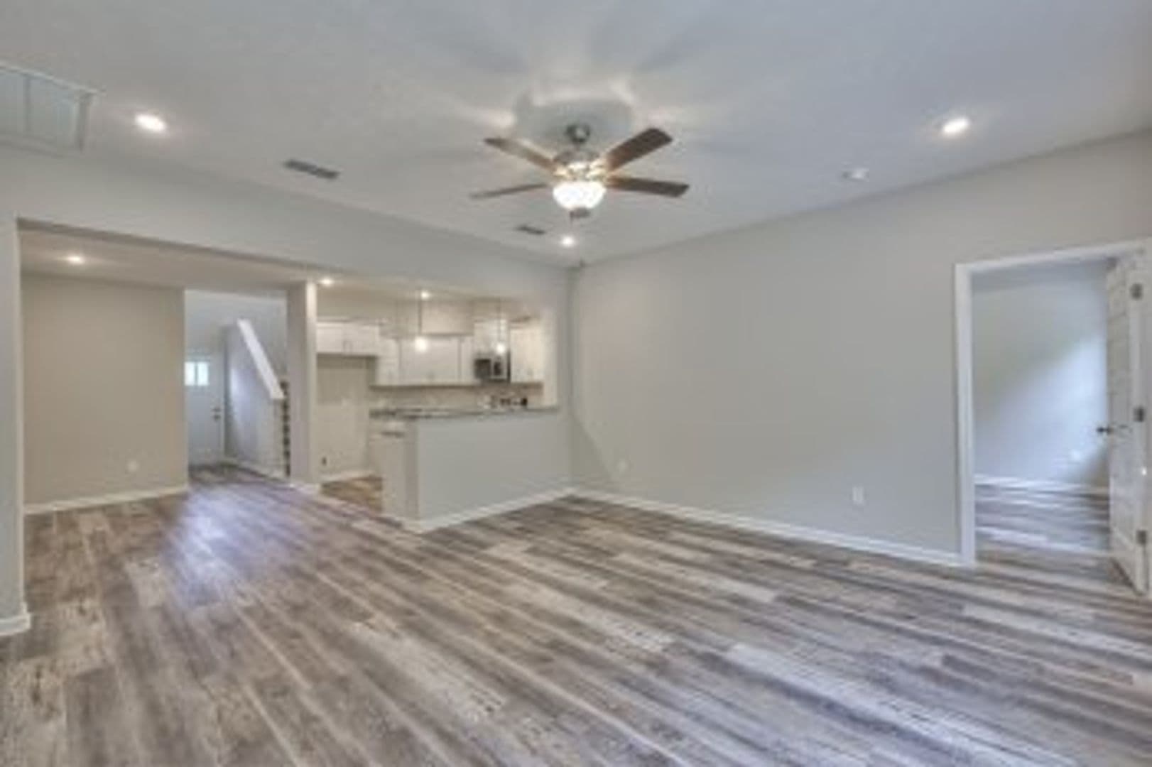 Manchester Townhome: 175 Creek Wood Rd